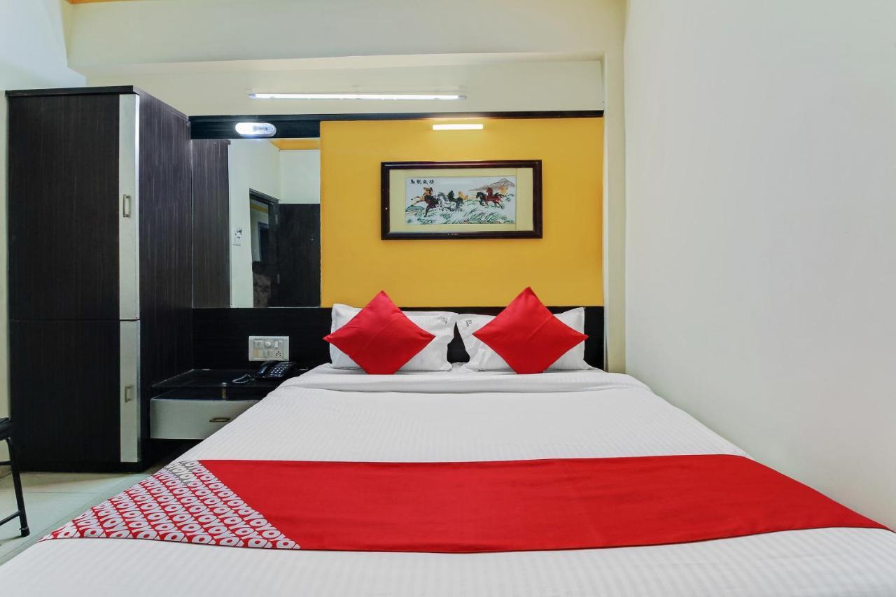 Oyo 48418 Sai Pritam Hotel Nashik Exterior photo